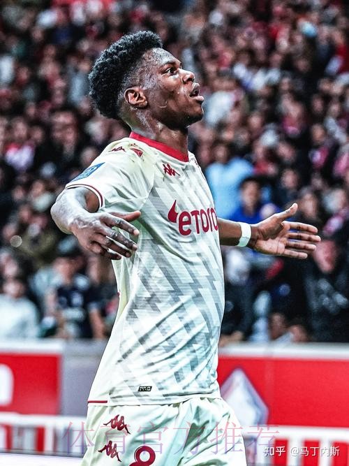 琼阿梅尼:我在皇马很顺利 只要努力就会水到渠成 琼阿梅尼:我在皇马很顺利 只要努力就会水到渠成